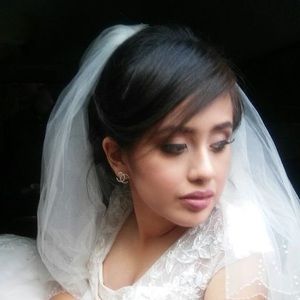 Meet your Posher, Maye